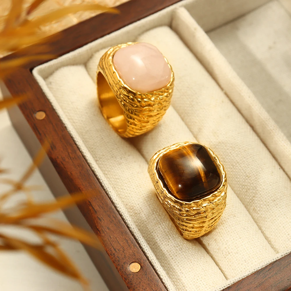 Vintage Stainless Steel Rings For Women Pink Color Square Natural Stone Wedding Bands Couple Round Rings Waterproof Jewelry