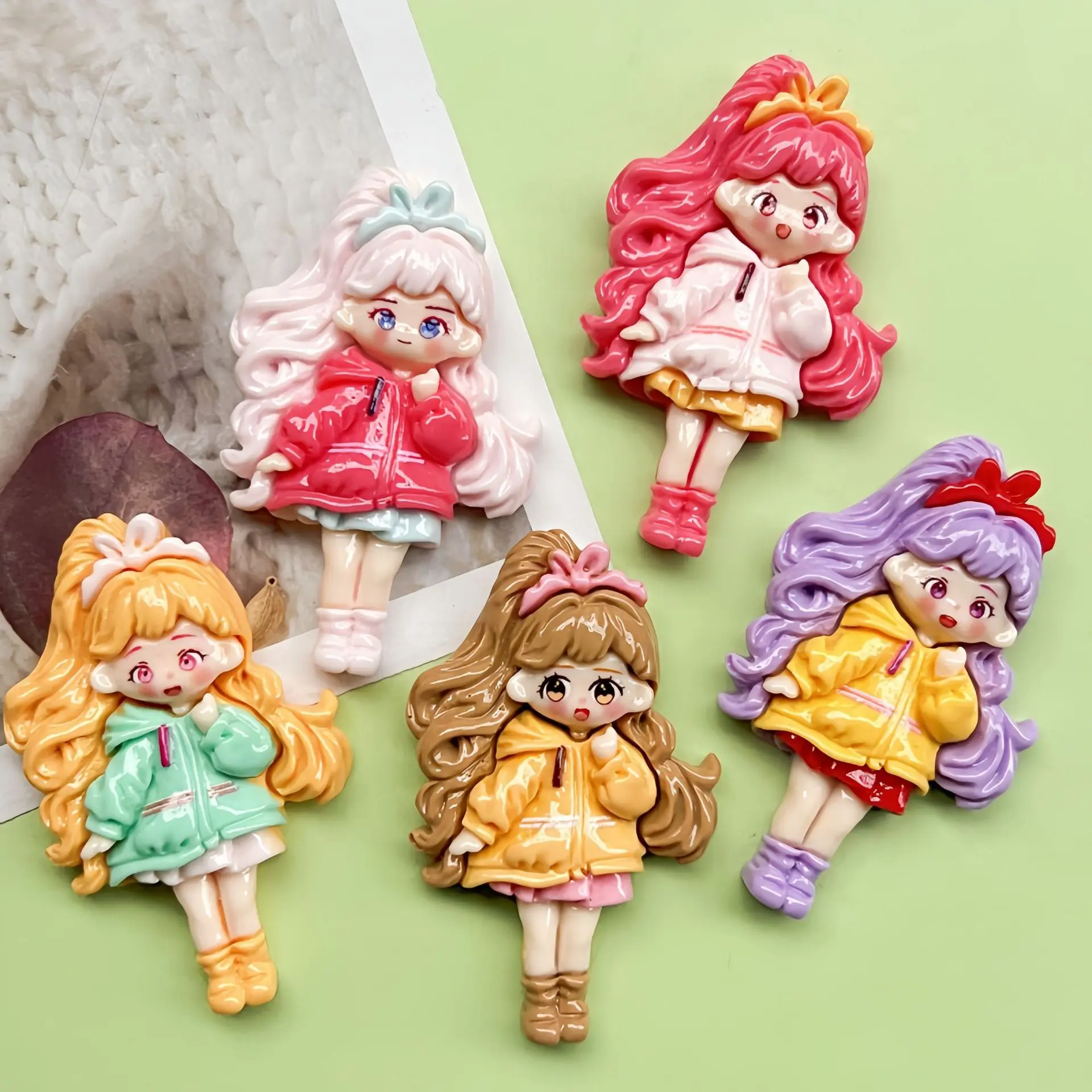 2Pcs Cute princess series Cartoon Resin Flatback Handmade Resin Accessories Crafts Materials Scrapbooking Embellishments