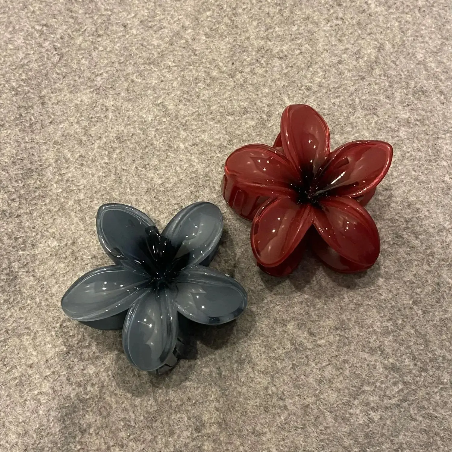 Ponytail Holder Hair Clip 1PC Flower Shark Claws Party Wedding Hair Accessories Frangipani Hairpin Trendy Holiday Hair Jewelry