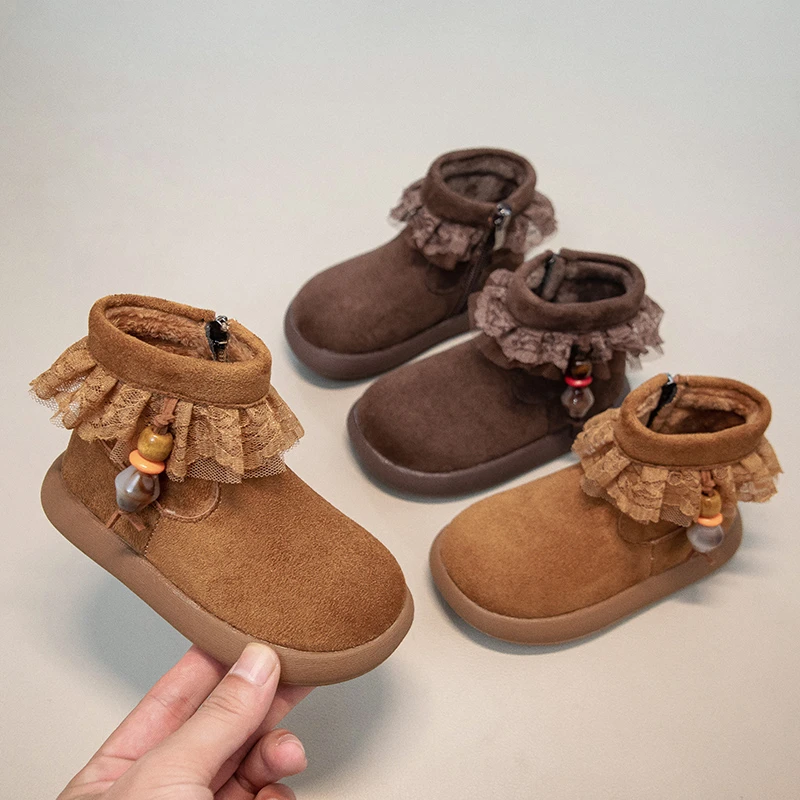 

Нечеткие сапоги для маленьких девочек с кружевом из бисера, новинка 2024, зимние детские ботильоны с плюшевой подкладкой, нескользящие простые универсальные уличные ботинки