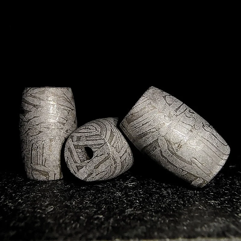 1Pc Rare Meteorite Barrel Beads 100% Natural Altay Meteorite Beads Armanty Falling Stone Home Decor Stone Crafts Collection Gift