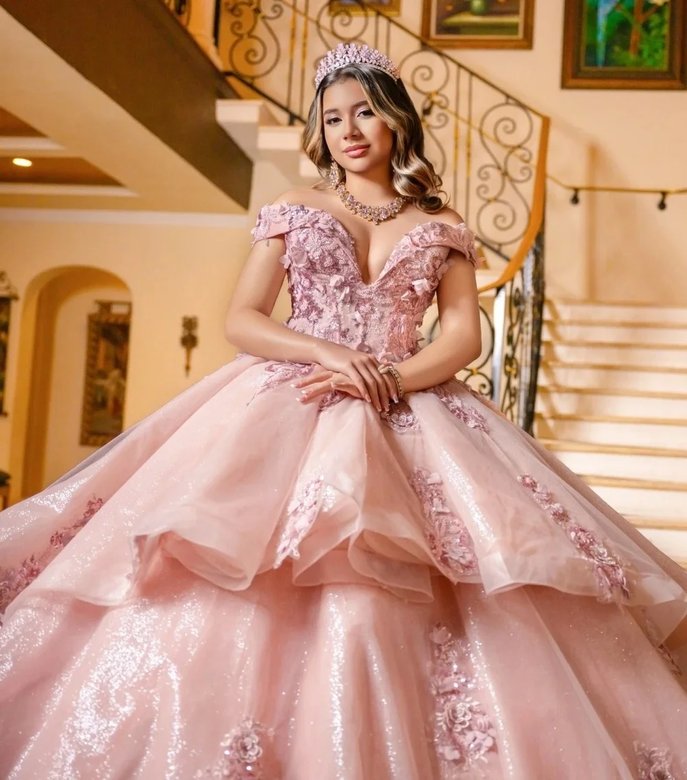 Robes de Quinceanera rose, robe de bal, épaules dénudées, avec des Appliques florales, douces 16, personnalisées, 15 ans