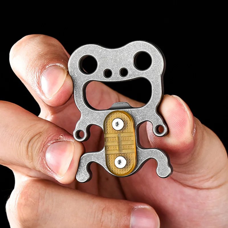 Multifunctional titanium alloy EDC tool bottle opener can be hung with keychain, compact and portable pendant decoration