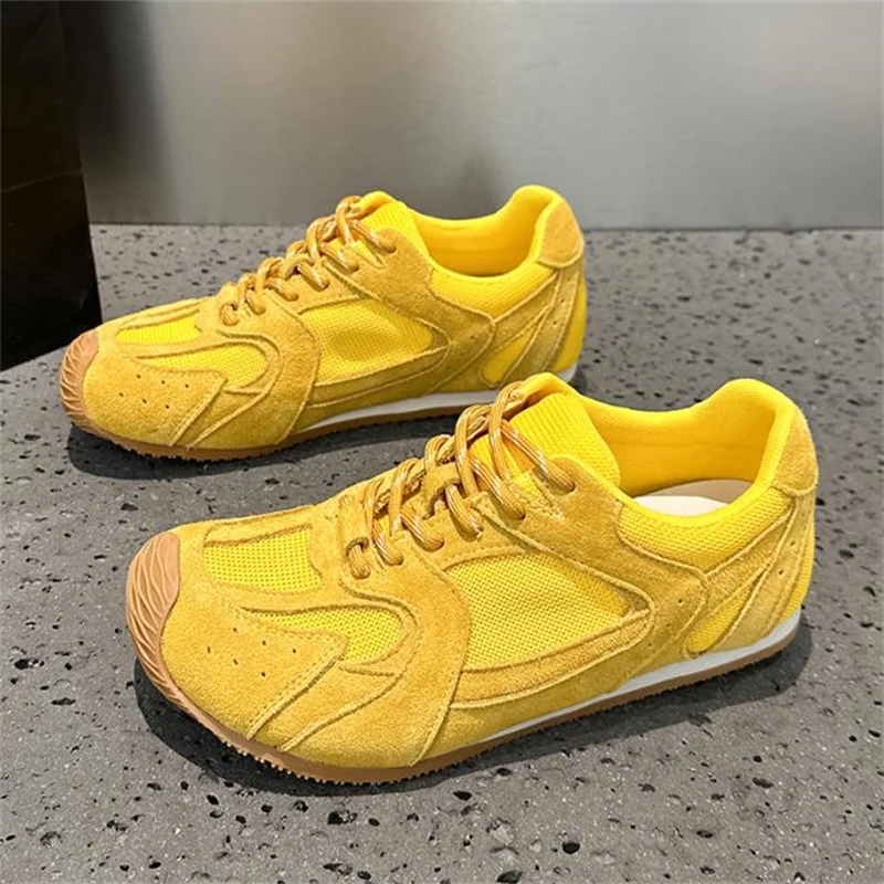 

Women Sneakers Breathable New Genuine Leather Retro Fashion Casual Flats Women Lace-up German Training Shoes Women 35-43