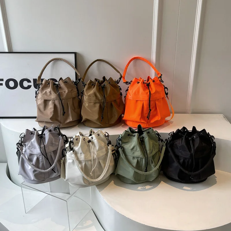 Fashionable Large Capacity Crossbody Shoulder Bags Portable Commuting ToteS Oxford Bucket Bag for Outdoor Travel Bolsa mujer sac