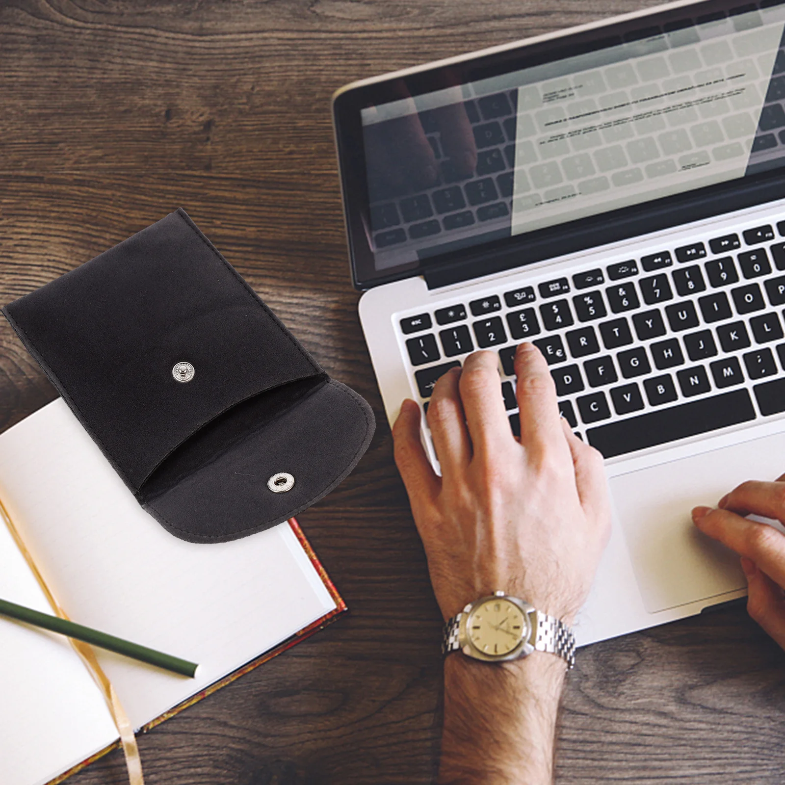 2 Pcs Watch Bracelet Storage Bag Snap Jewelry Purse Gift Packing Pouch Durable Cloth Material Wedding Party Use