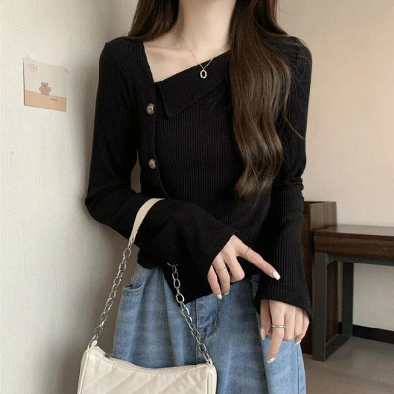 Y2K Skew Collar Asymmetrical Button Chic Slim Long Sleeve Tee T Shirts Femmes Spring Autumn Korean Fashion All Match Tops Female