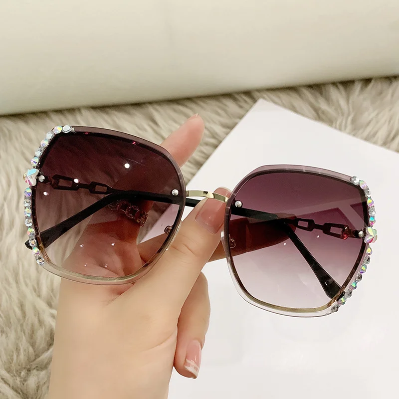 Rhinestone Embellished Frameless Fashion Trend Sunglasses For Women Men Casual Gradient Glasses Summer Beach Party, UV400