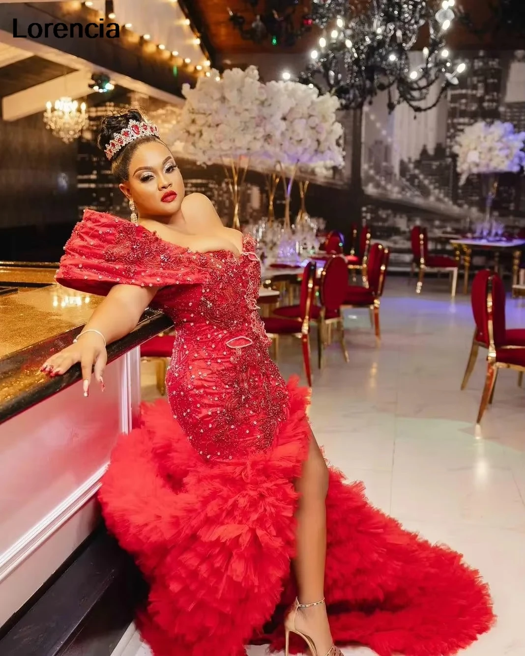 Perline di lusso personalizzate Abito da sera rosso africano Abito da ballo con spacco alto Increspato Tulle Treno Aso Ebi Abito da ricevimento di nozze YPD258