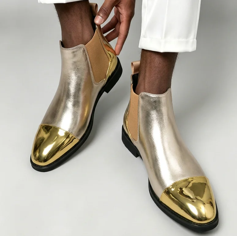 Fashion Men Gold Chelsea Boots Short Ankle Boots High Top Nightclub Stylist Men's Boots Classic Rock Style Men Golden Shoes 2026