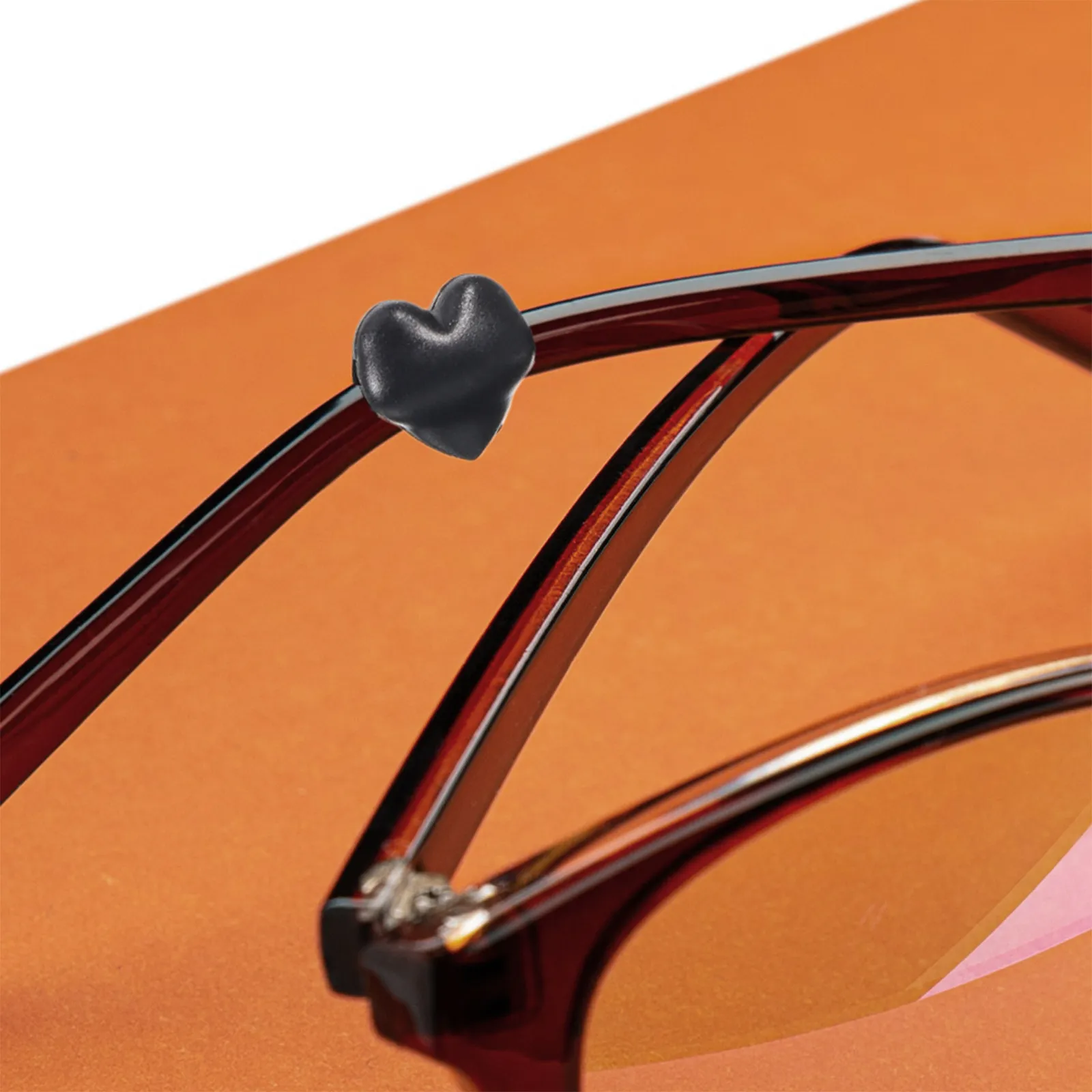 

20 шт. силиконовых фиксаторов для очков в форме сердца, противоскользящие, комфортные для ношения в течение всего дня, не вызывают дискомфорта в ушах, невидимые