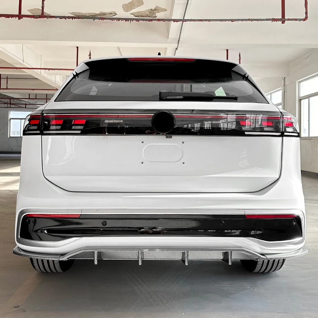 

Car Rear Bumper Diffuser Lip Splitters Spoiler Rear Bumper Protector Guard For Volkswagen Tiguan MK3 Standard Edition 2024-2025