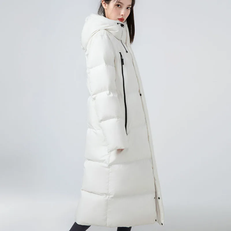 2025 Nuovo piumino da donna di alta qualità in piuma d'anatra bianca alla moda ed elegante Piumino da donna con cappuccio caldo invernale