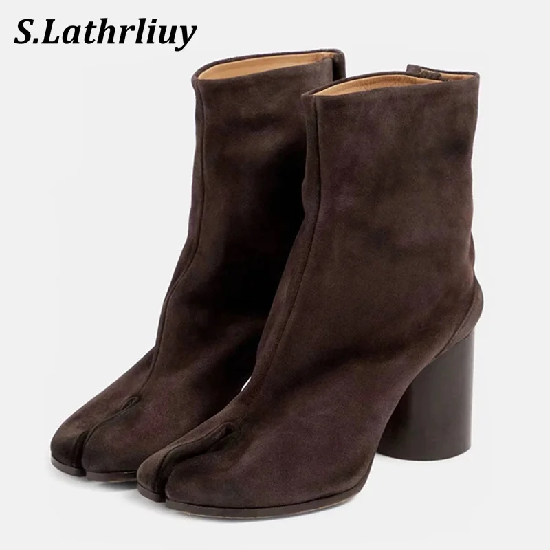 

2024 Autumn Winter High Heels Split Toe Boots Women's Suede Solid Color Button Ankle Boots Chunky Heels Fashion Short Boots