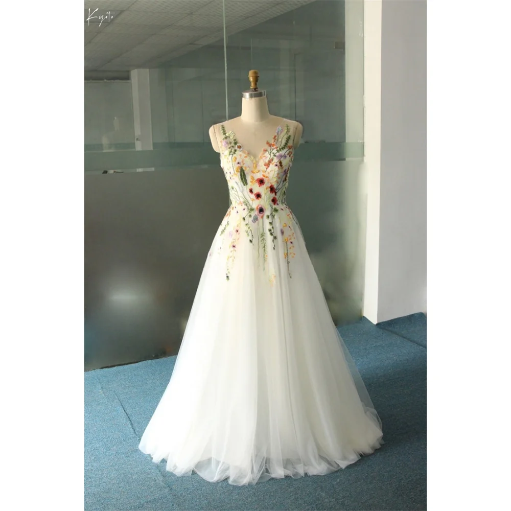 فستان زفاف كيوتو مخصص من الدانتيل الأبيض والتطريز على شكل حرف V على شكل حرف a بدون ظهر فساتين سهرة بطول الأرض 2025