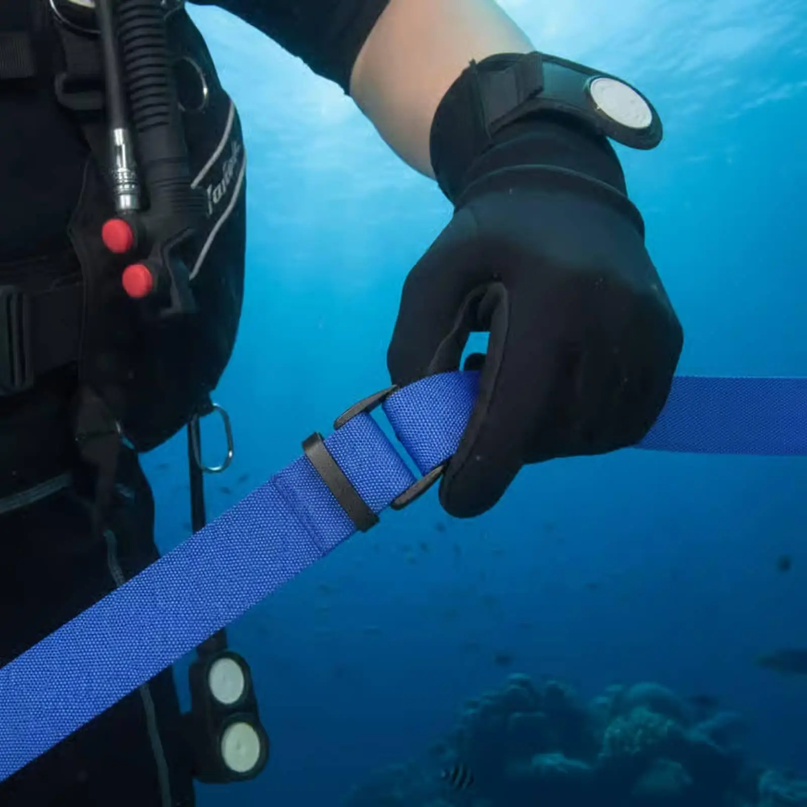 2 Pieces BCD Strapping Retainer Rust-Proof Diving Strapping Tail Clip