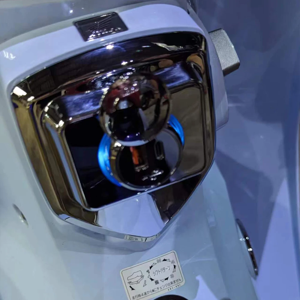 Комплект USB-порта для быстрой зарядки Type-c PD с разъемом, подходит для Honda Super Cub 125 C125