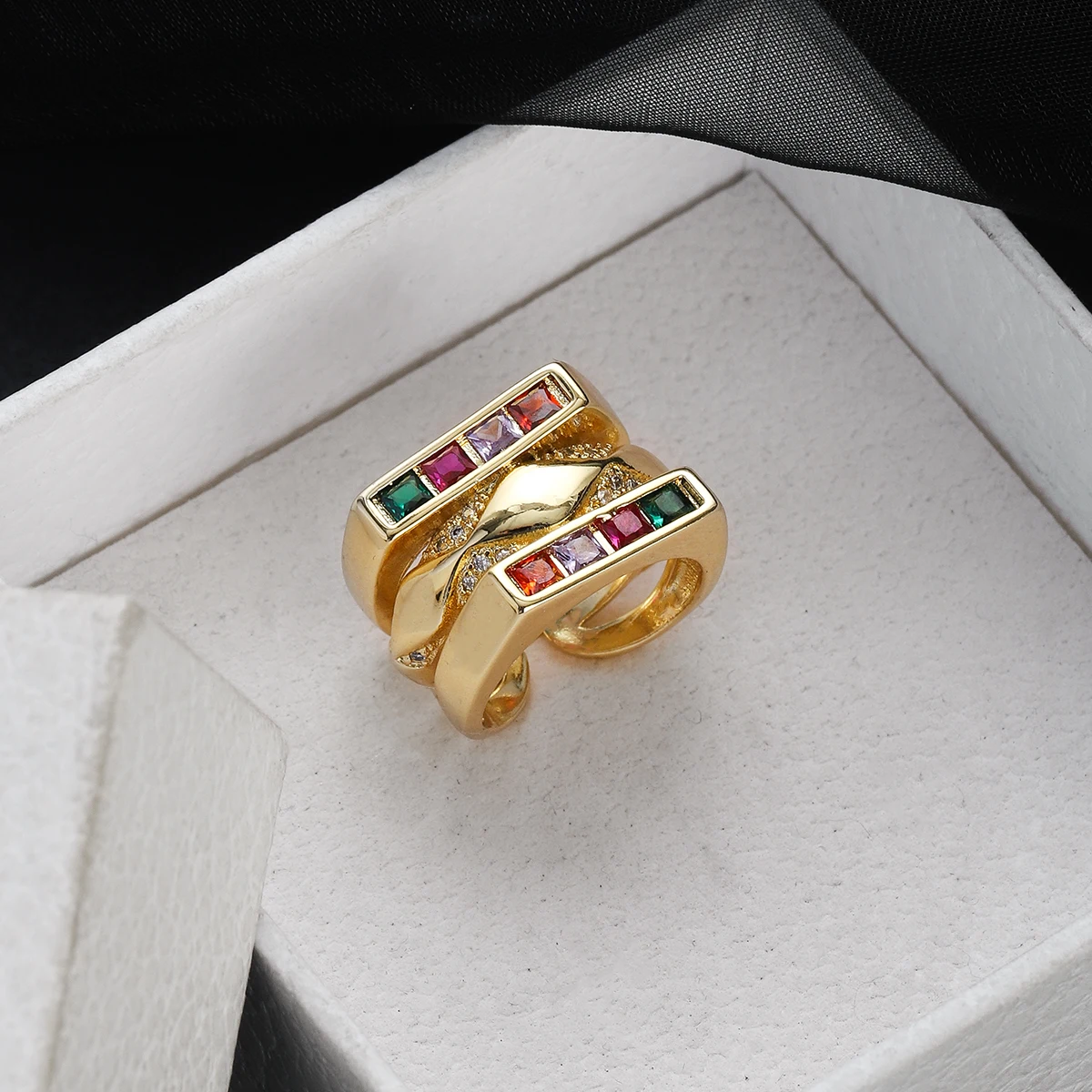 Gold Color Smooth Hollow Geometric Ring for Women Open Multicolor Zircon Crystal Wedding Party Finger Jewelry Gift Trend