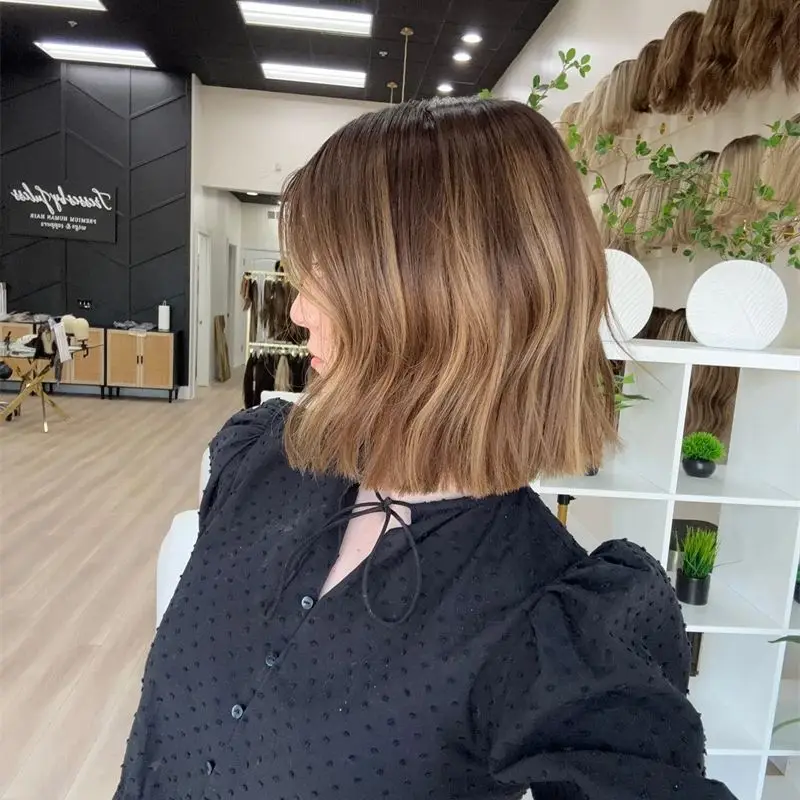 

Realistic Wig Ombre Honey Blonde Balayage Synthetic Lace Front Wig with Dark Roots Short Straight Bob Kanekalon for Hair 10 Inch