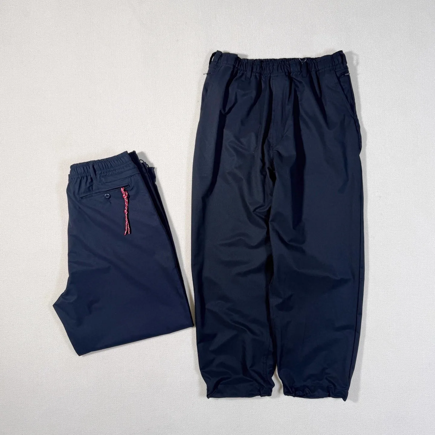 

Прохладные точки, японские водонепроницаемые дышащие брюки с эластичной резинкой на талии, прямые брюки, повседневные брюки с красной веревкой для мужчин