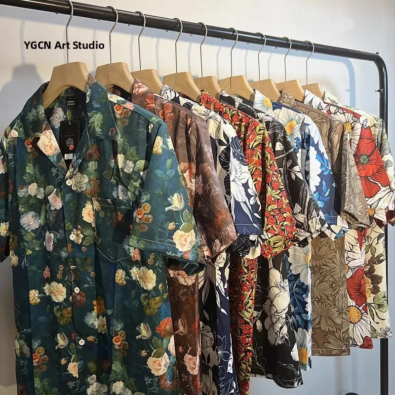 Lightweight Breathable Ice Silk Short Sleeve Floral Shirt Casual Summer Hawaiian Vacation Loose Fit Men's Shirt Polyester Fiber