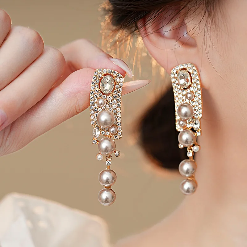 French Rhinestones Artificial Pearl Long Fringe Dangle Earrings for Women Fashion Palace Style Earring Magnificent Jewelry K