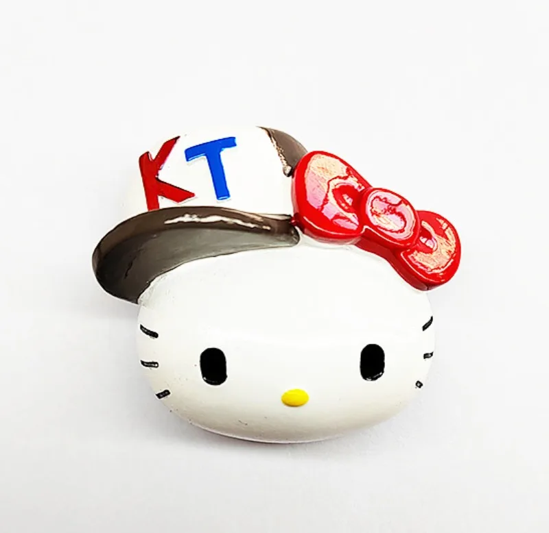 Kawaii Hello Kitty Decorazione Simpatico cartone animato Magnete da frigorifero Accessori da tavolo fai da te Forniture per donne Regalo per studenti Commercio all'ingrosso