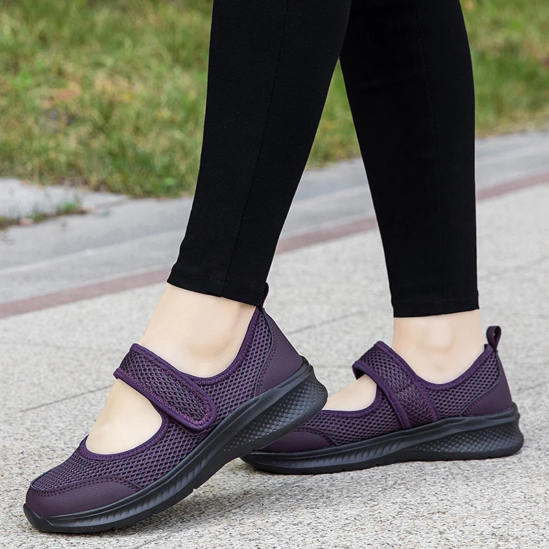 

2025 Summer Women's Single Shoe Platform Mesh Anti Slip Lightweight Sneakers Shoes Comfortable Outdoor Leisure Fitness Shoes