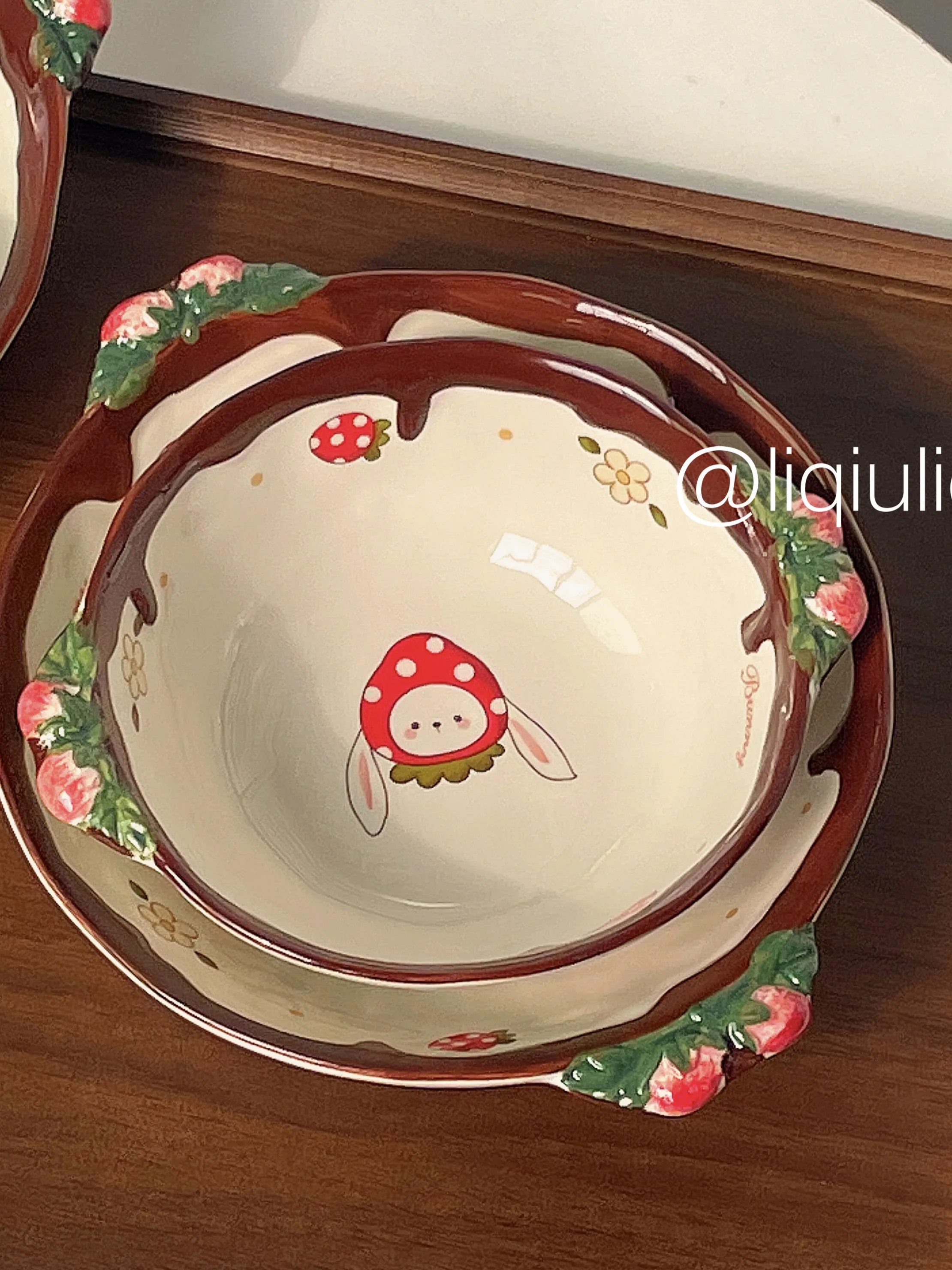 

Korean Retro Strawberry Rabbit Ceramic Mug Rice Bowl Soup Noodles Salad Bowl Deep Plate Underglaze Tableware