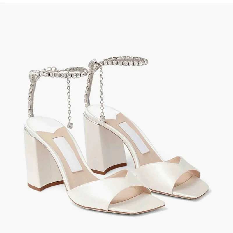 

Женские босоножки на высоком каблуке, элегантные туфли-лодочки с квадратным носком, массивный каблук с ремешком на щиколотке, однотонные летние сексуальные женские туфли-лодочки со стразами