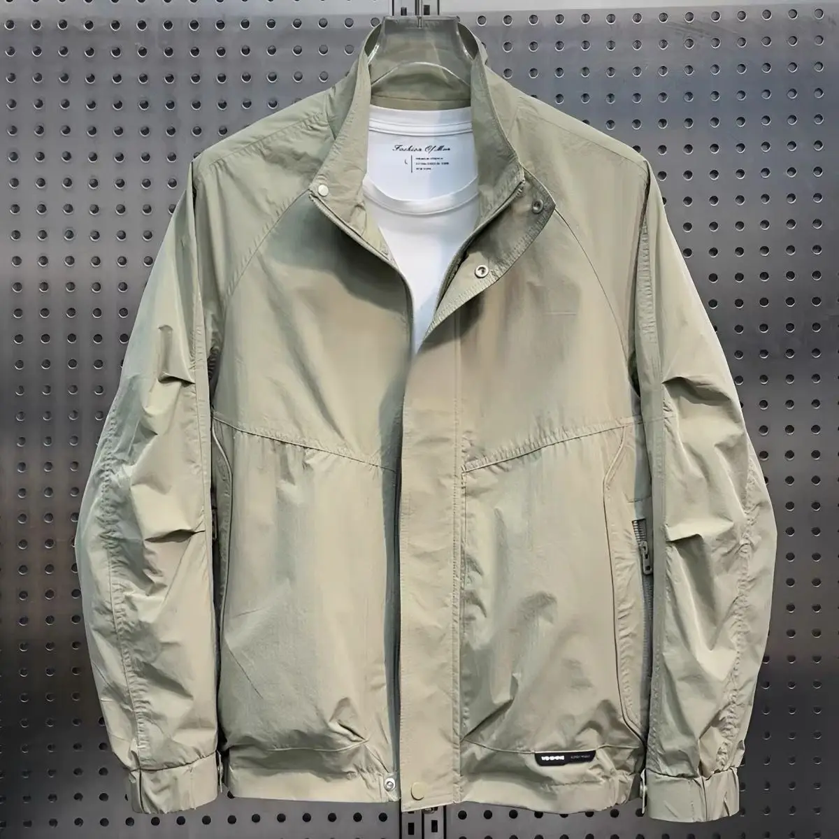 

Мужская повседневная куртка 2025: Весна-Осень, Простой Элегантный Дизайн, Ветрозащитная, Стильная, Универсальная, Из Полиэстера