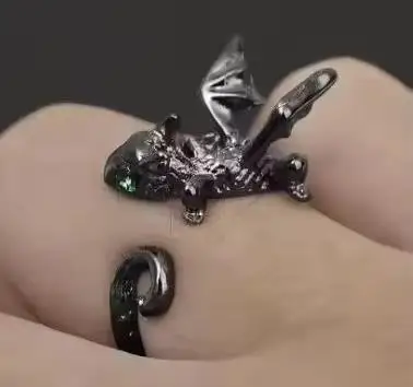 

Ожерелье из стерлингового серебра 925 пробы Viking Raven Thor's Hammer с кольем и настоящей коровьей кожей и деревянной коробкой в подарок