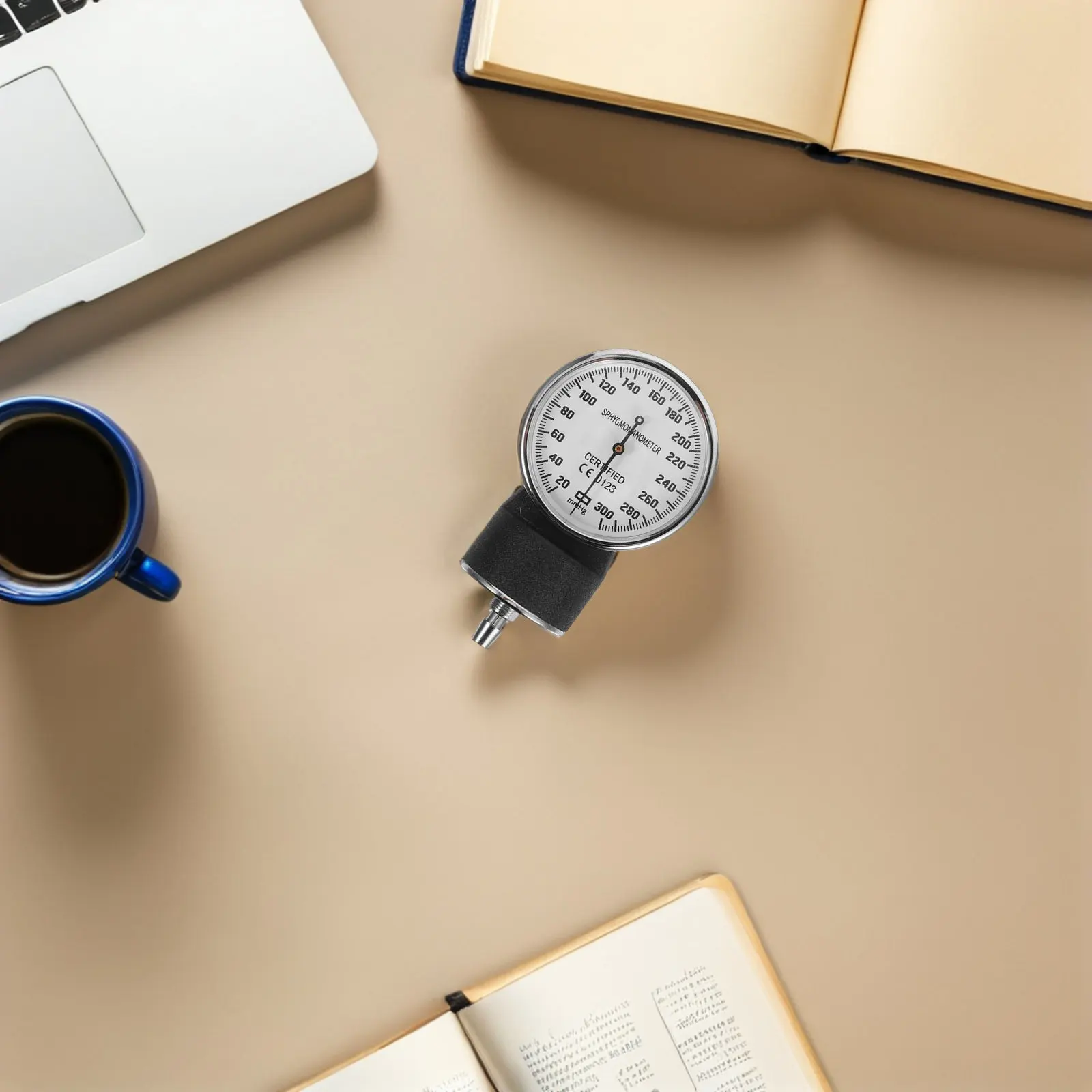 

Manual Blood Pressure Gauge Head Accurate Sphygmomanometer Display Easy-to-Read Large Screen for Home Clinic Travel Blood