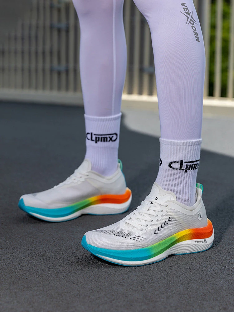 

Men's and Women's Running Shoes: Comfortable, Versatile, Durable Outdoor Sports Shoes for Walking and Jogging