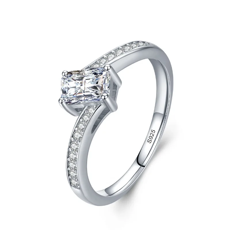 

Wholesale High-Grade S925 Sterling Silver Diamond Marriage Proposal Ring for Women