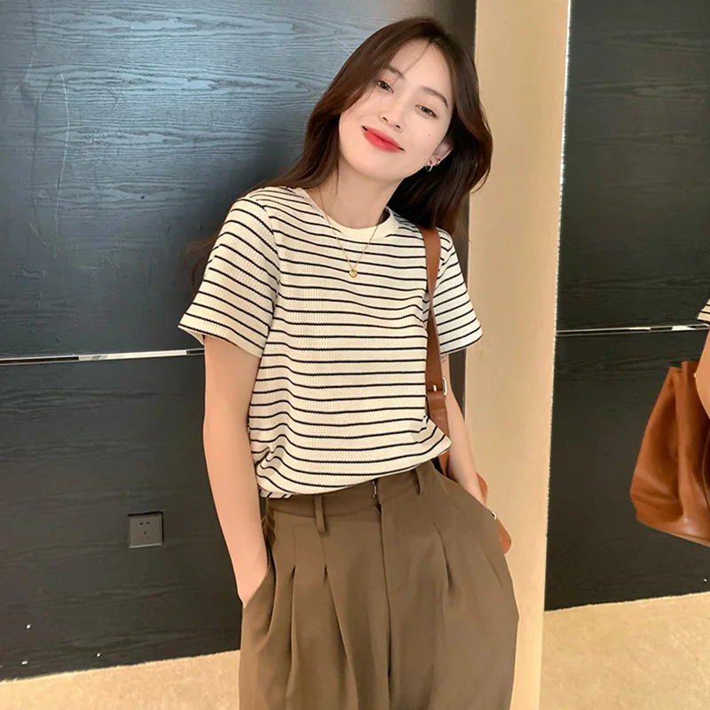 Summer Fashion Korean Edition Retro Summer Round Neck Stripe Loose Casual Student Short Sleeve T-shirt Top Apricot