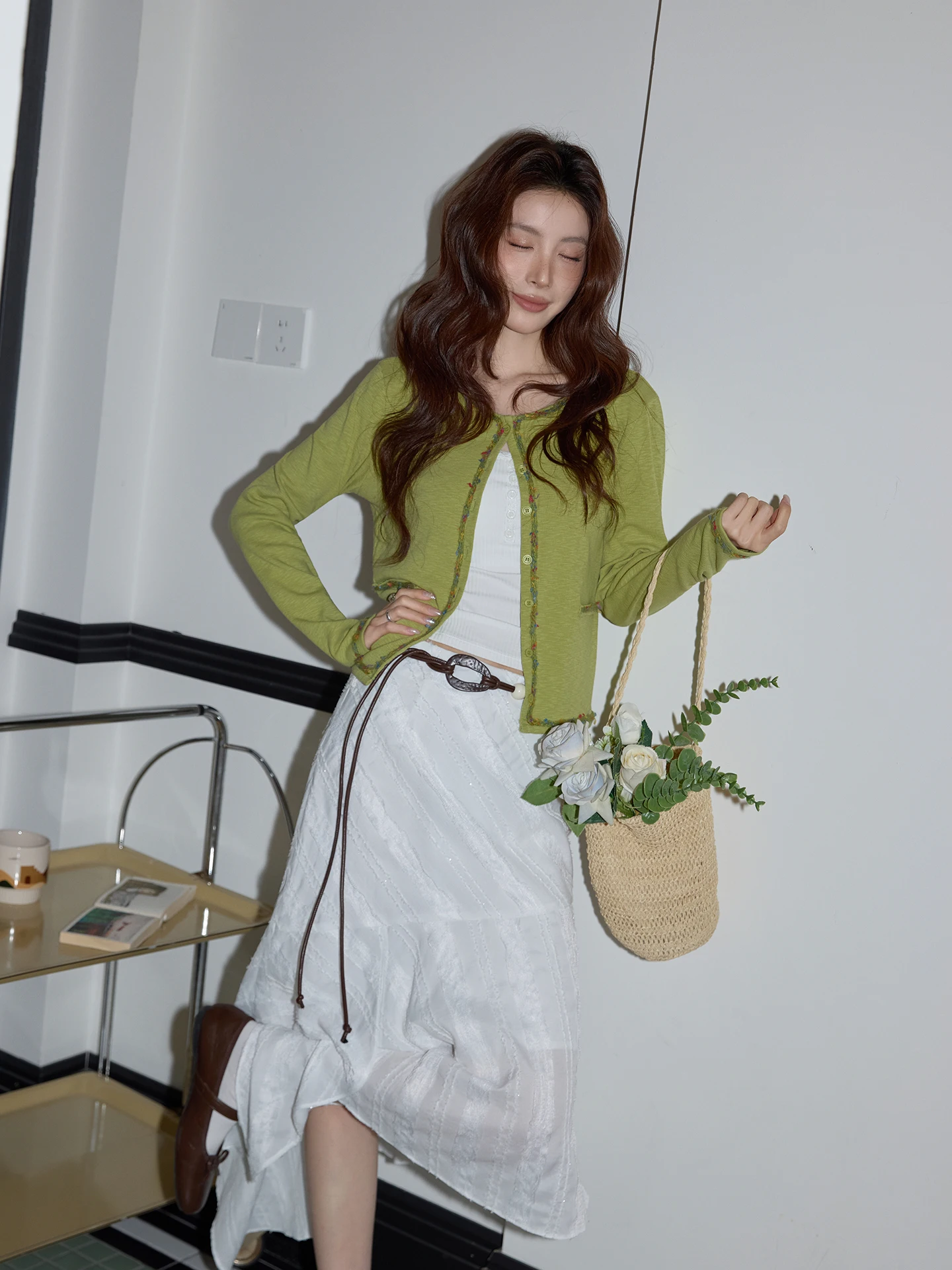 

Chaocha Home 318 Новый весенний зеленый вязаный короткий кардиган женский модный в полоску с декоративными элементами в корейском стиле с длинными рукавами