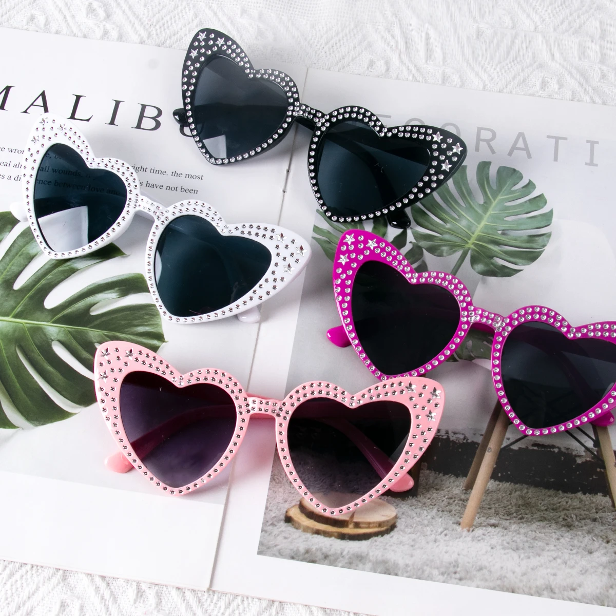 Rhinestone Heart Shaped Love Sunglasses Vintage Wedding Bridal Shower Party Gifts Bachelorette Party Hen Night Bar Supplies