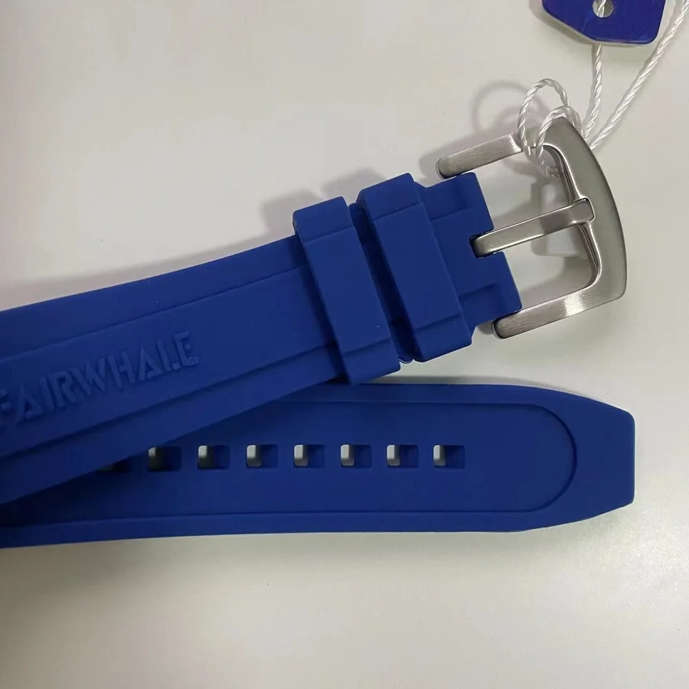 Mark Fairwhale 5700 Silicone Strap