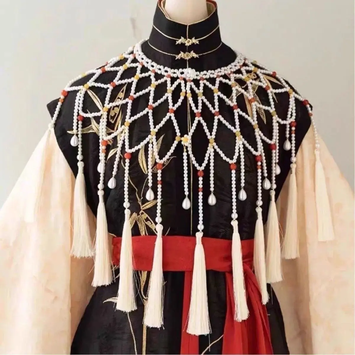 

Жемчужная шаль с кисточками и облаками на плечах, аксессуары Hanfu, традиционный китайский костюм, аксессуар для женщин, свадебное платье