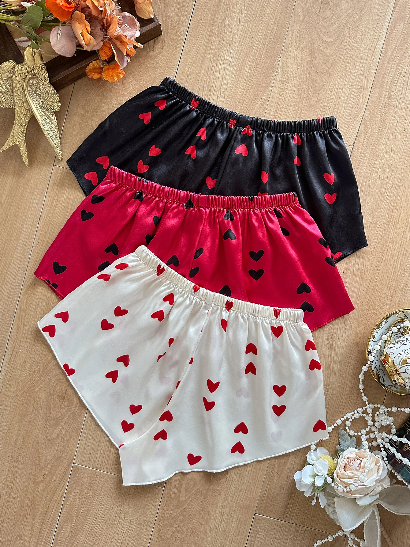 Cute Stylish 3 Piece Women's Pajama Set Heart Printed Design Loose Fit Shorts with Elastic Waist Comfortable Home Loungewear