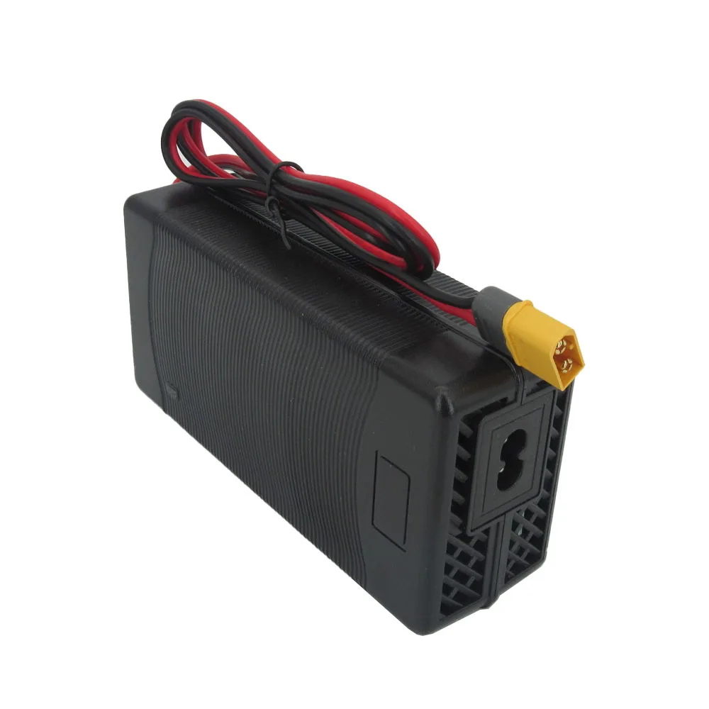 58.4V 4A Lifepo4 Charger 51.2V 48V 16S Iron Phosphate LFP RV Energy Storage Battery Chargers with fan