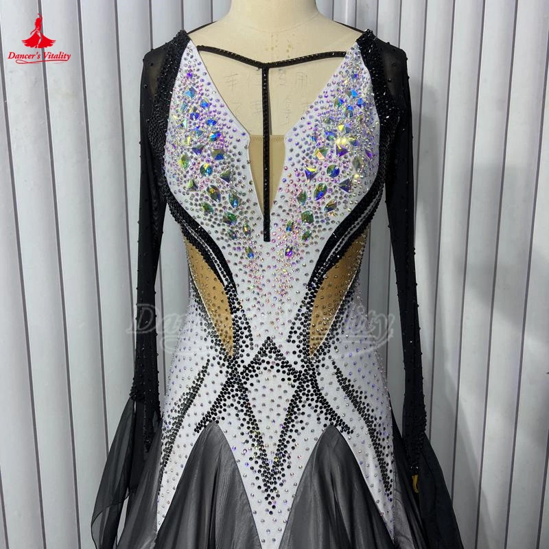 التخصيص الحديثة قاعة الرقص نادي المنافسة القياسية الملابس الفالس فوكستروت التانغو Quickstep طويلة الأكمام فستان محكم من عند الصدر ويتدلى بشكل واسع