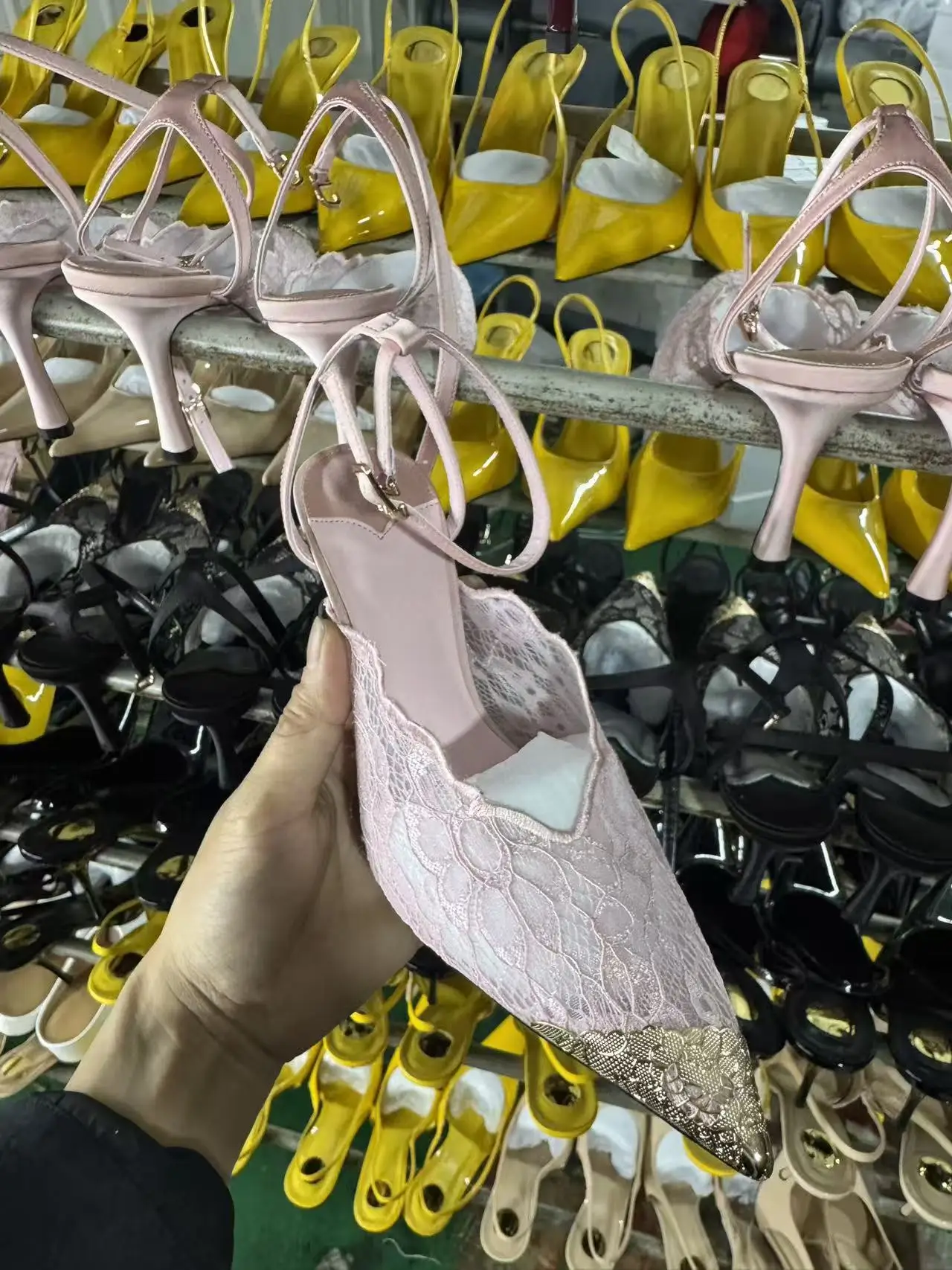 Kiva - Lace Embroidery Metal Pointed Heels Pink detail 6