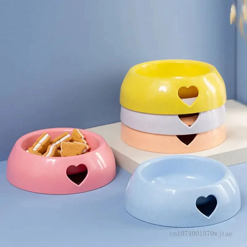 

Heart Shaped Pet Bowl Plant Fiber Cat Dog Feeder Large Capacity Food Water Dish Easy Clean