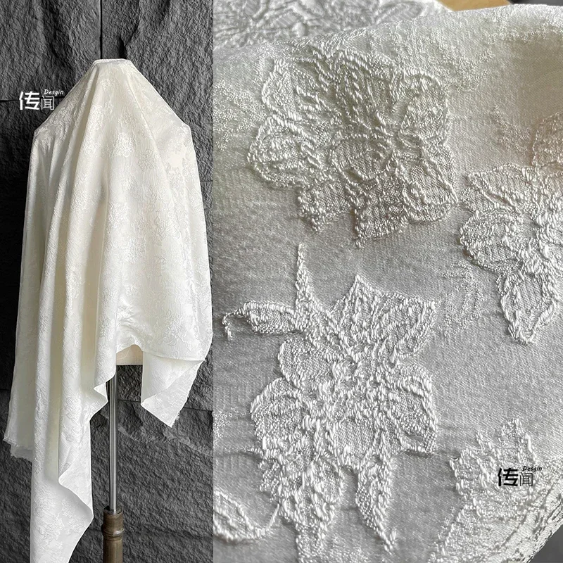 

Rumour Бежевый Цветочный Узор Трехмерная Текстура Жаккардовая Ткань Высококачественное Платье Юбка Чонсам Одежда Дизайнерские Ткани