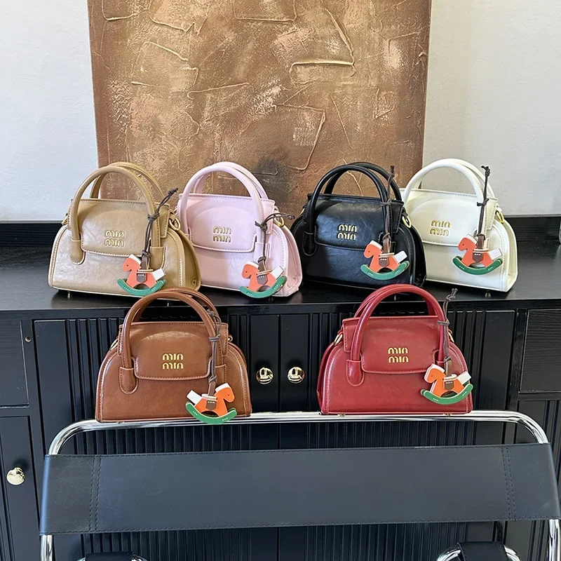 

025 New! Fashion Shell Bag Women's Simple Retro Solid Color, Niche Portable Shoulder Casual Versatile Messenger Pendant Bag