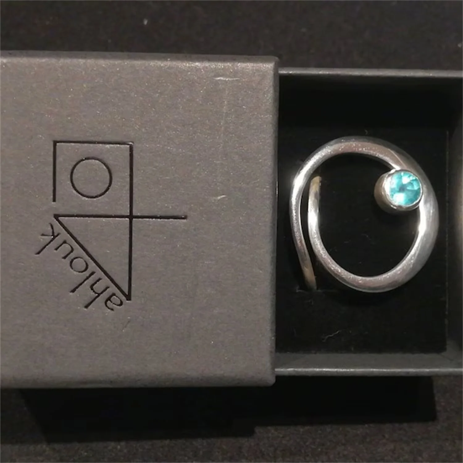 

50 шт. коробки для колец с логотипом: картонная шкатулка для драгоценностей с ящиком