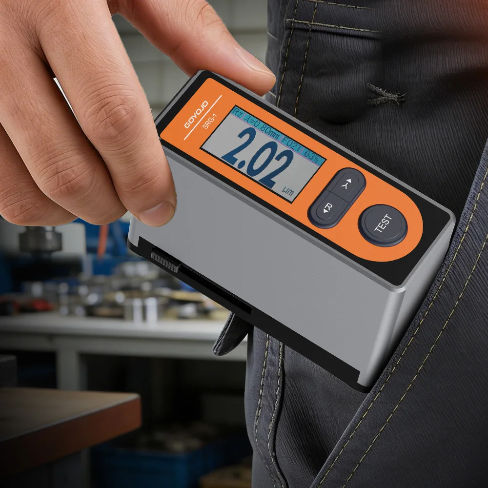 New pocket roughness gauge DRG with 1.14-inch IPSTFT backlit display connected to a smartphone for real-time monitoring of data