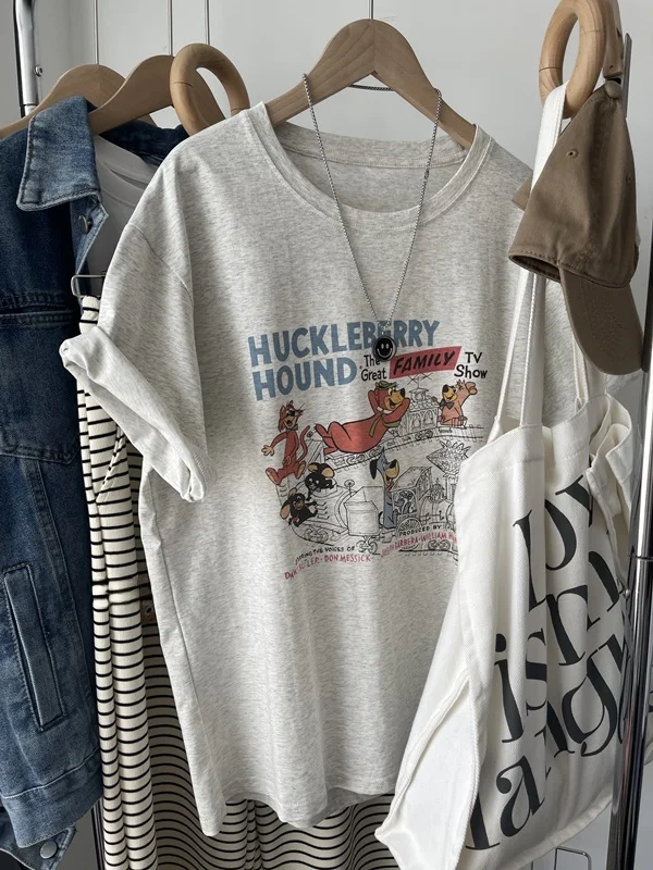 

Женская летняя модная футболка с коротким рукавом и принтом в стиле ретро-американских мультфильмов с медведем, свободного кроя, утягивающая, в корейском стиле, из смесового хлопка